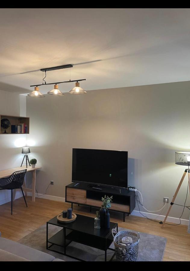 Appartement Complet Centre Ville Μπριβ-λα-Γκαγιάρντ Εξωτερικό φωτογραφία